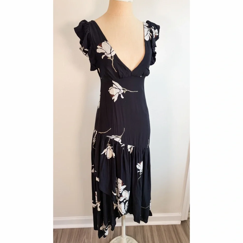 Free People effortlessly romantic
